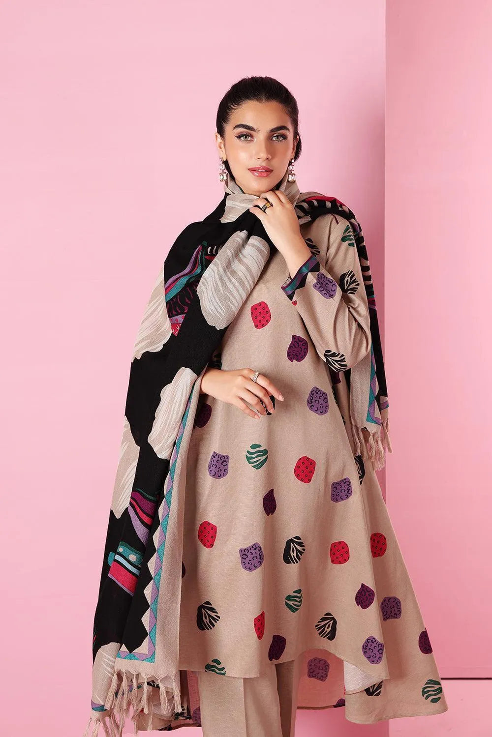 3 Pcs Women's Unstitched Printed Suit